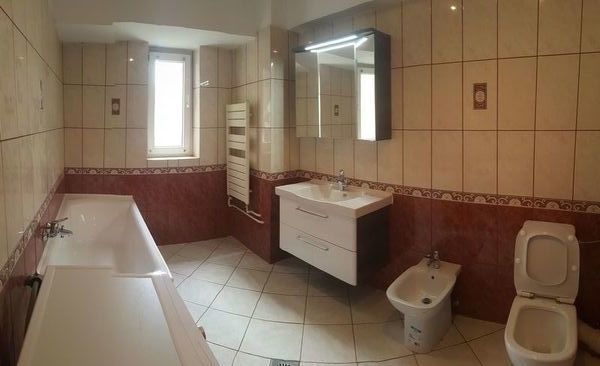 Nordului, Cartier Francez, 3 camere.